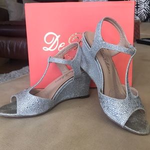 Silver sparkle heels/wedges for tween